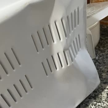 Kırılacak Uyarılı Paketim Balkondan Atılarak Hasar Gördü, Sorumluluk Kabul Edilmiyor