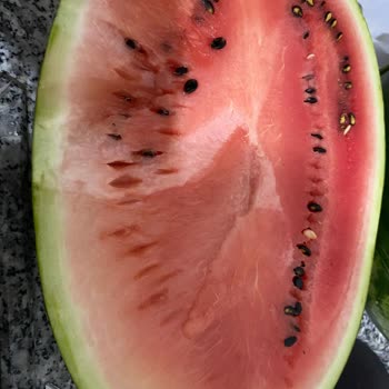 Getir'den Sipariş Edilen Karpuzlar Sürekli Bozuk Ve Ücret İadesi Yapılmıyor