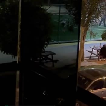 Sancaktepe Belediyesi Çocuk Parkını Halı Saha Yaptı!