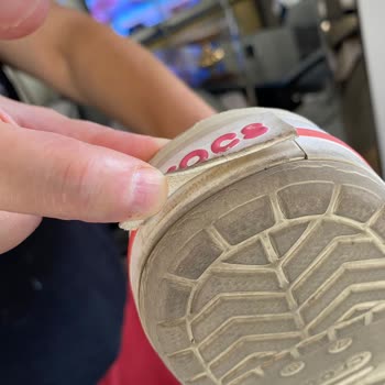 Kısa Sürede Deforme Olan Crocs Terlik İçin İade Talebim Reddedildi