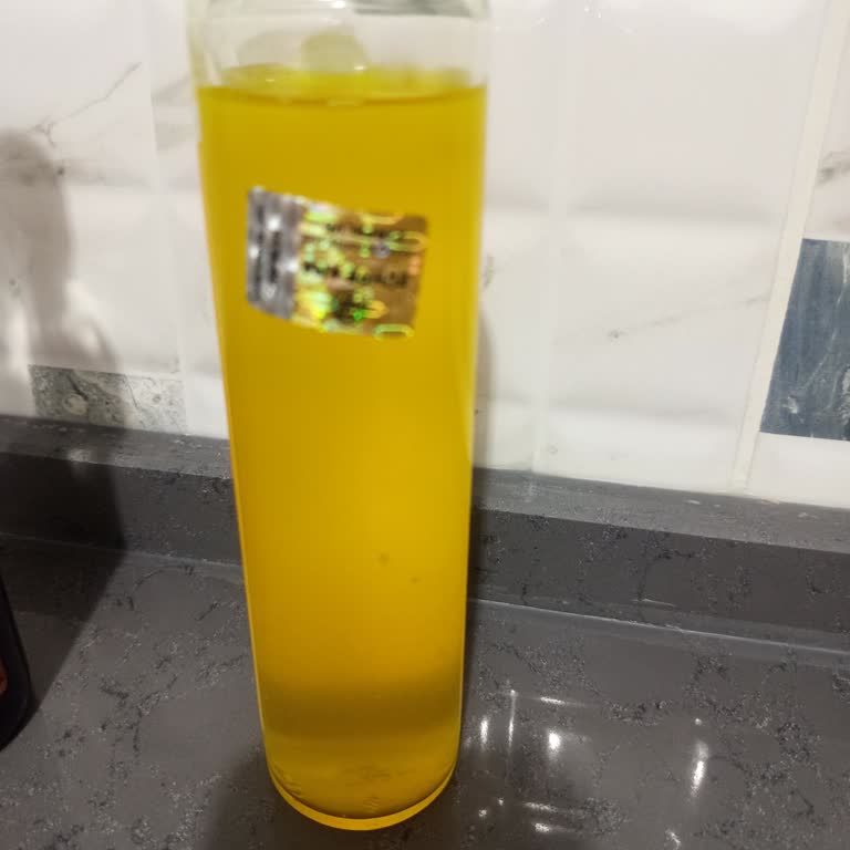 Aldığım Şurubun Kötü Kokusu Ve İçindeki Parçalar Nedeniyle Değişim Talebi