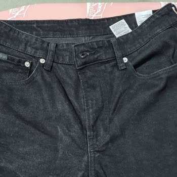 Calvin Klein Şortta Boya Atması Ve Müşteri Hizmetlerinde Hayal Kırıklığı