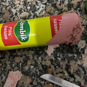 Tombik Salamda Sağlığı Tehdit Eden Yabancı Maddeler Ve Hayal Kırıklığı