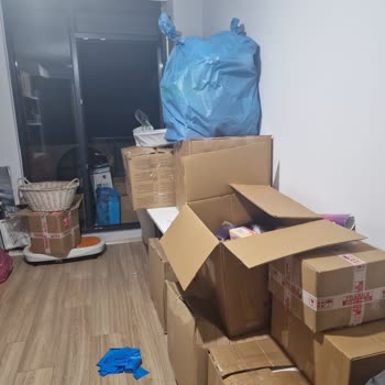 Ulusoy Nakliyat Eşyalarım Çöp Torbalarında Taşındı ve Bu Nedenle Birçok Eşyam Zarar Gördü