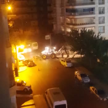 Gece Yarısı Yol Çalışması Yüzünden Uykusuz Kaldım Yetkililere Ulaşamadım