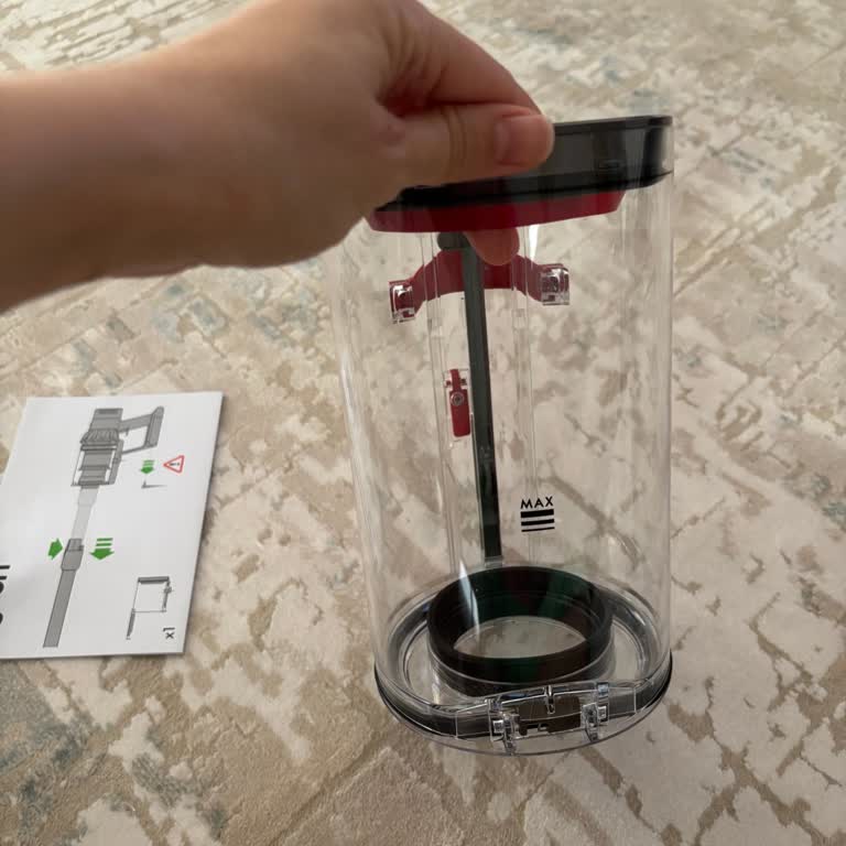 Dyson V12 Süpürge Hazne Kapağı Kapanmıyor, Değişim Talebim Reddedildi