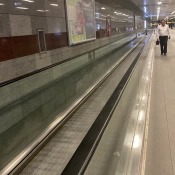 Mecidiyeköy Alt Geçit Yürüyen Merdiven Arızası Vatandaşları Mağdur Ediyor