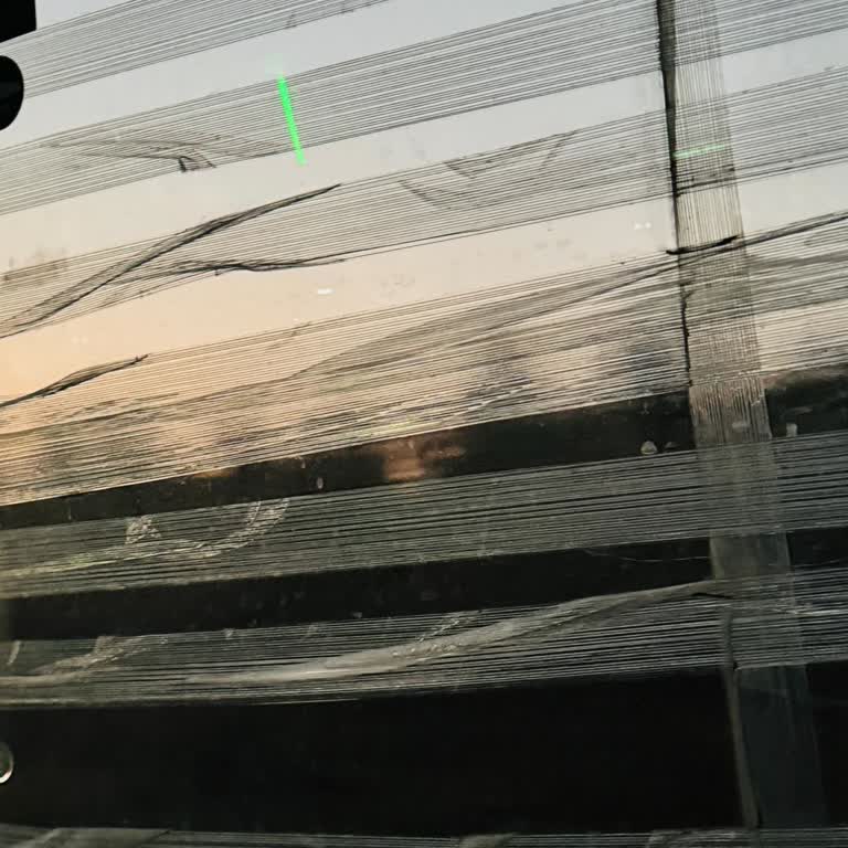 Kırık Camlı Ve Konforsuz Otobüs Yolculuğunda Mağduriyet Yaşadım