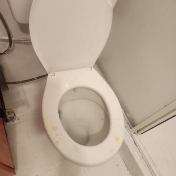 Satışta Yanıltıcı Bilgi Ve Verilmeyen Sözler: Yeva Yapı'dan Mağduriyet