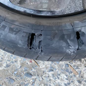 Sıfır Araçta Lastik Patlaması Ve Garanti Sürecinde Mağduriyet