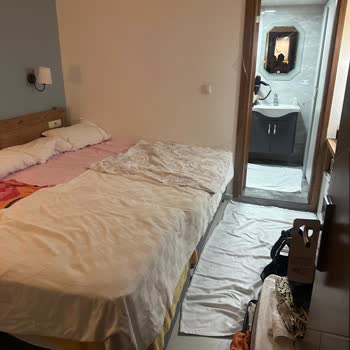 Engelli Dostu Olmayan Otel Ve Eksik Hizmetler Konaklama Deneyimimi Olumsuz Etkiledi