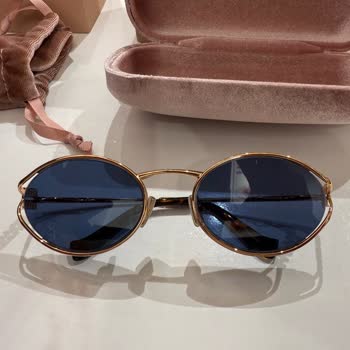 Kullanılmamış Gözlüğün İadesi Mağaza Tarafından Reddedildi, Çözüm Sunulmadı