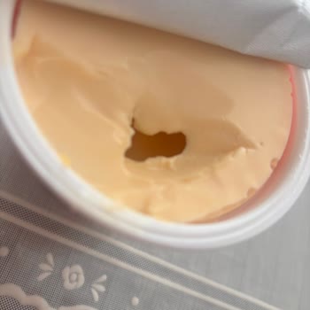 Aknaz Krem Eritme Peynirde Ambalaj Boşluğu Ve Gramaj Şüphesi