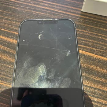 Vodafone Garanti Servisinden Hasarlı Ve Sorunu Giderilmemiş Cihaz Teslimi!