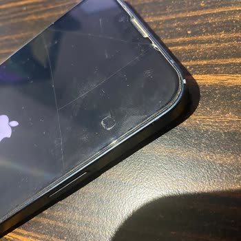 Vodafone Garanti Servisinden Hasarlı Ve Sorunu Giderilmemiş Cihaz Teslimi!