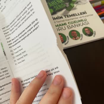 Hasarlı Kitaplar Ve İlgisiz Müşteri Hizmetleri Nedeniyle Mağduriyet