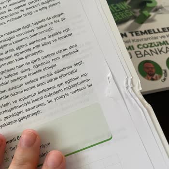 Hasarlı Kitaplar Ve İlgisiz Müşteri Hizmetleri Nedeniyle Mağduriyet