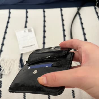 Satın Aldığım Cüzdanın Kısa Sürede Bozulması Ve Kalitesizliği