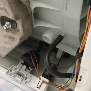 Bosch Çamaşır Makinesinde Garanti Sonrası Büyük Mağduriyet Ve Güven Kaybı