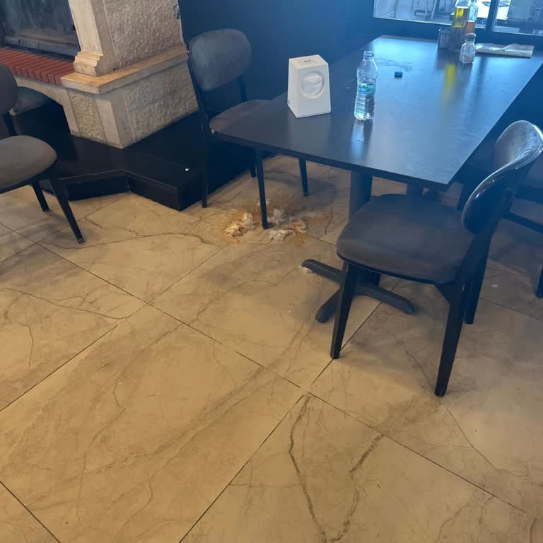 Köfteci Yusufta Eksik Sipariş Ve Çiğ Döner Mağduriyeti