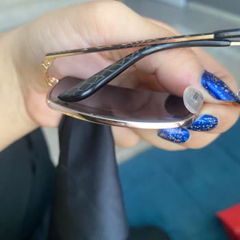 Gözlük Camındaki Çizik İçin Uzun Bekleme Süresi Mağduriyeti