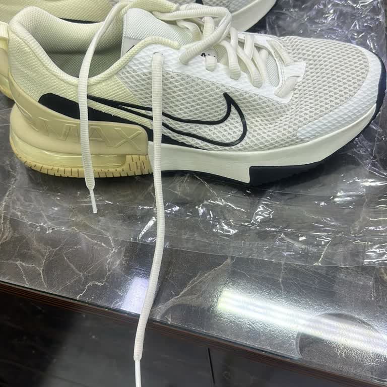 Garanti Kapsamındaki Nike Ayakkabımın Hava Tabanı Patladı, Değişim Talebim Reddedildi