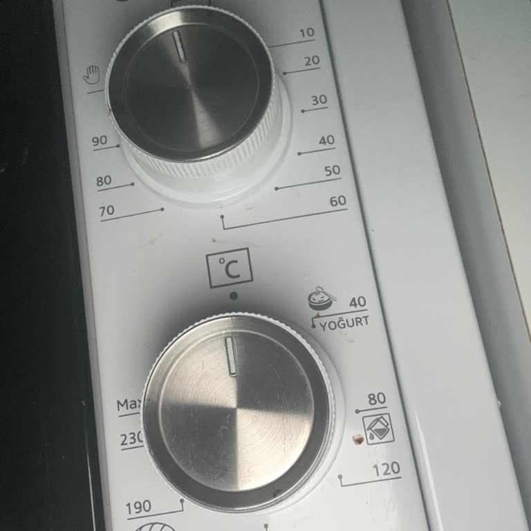 Arızalı Simfer Fırın İçin Garanti Kapsamında Servis Ve Çözüm Bulamıyorum