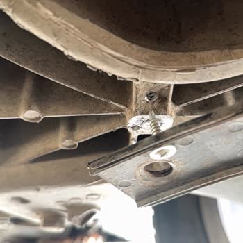 Fiat Serviste Bakımda Yapılan Hatalı Vida Değişimi Mağduriyetim