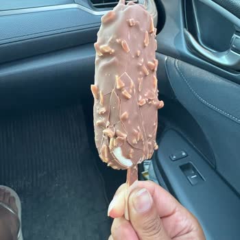 Sürekli Kırık Çıkan Magnum Badem Dondurmalar Keyfimizi Kaçırıyor