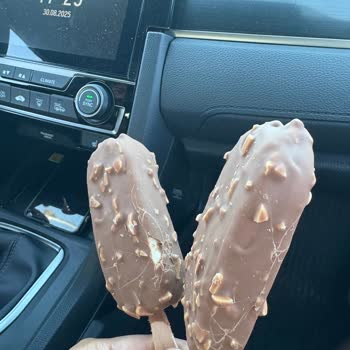 Sürekli Kırık Çıkan Magnum Badem Dondurmalar Keyfimizi Kaçırıyor