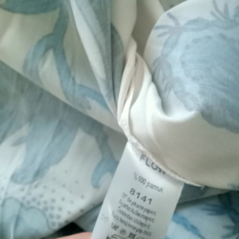 Aldığım Elbise Naylon Çıktı, Açıklama Ve Gerçek Uyuşmuyor!