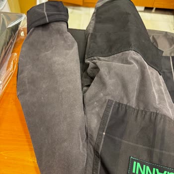 Barbour X Ganni, problemas de desgaste rápido y calidad insatisfactoria