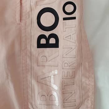 Barbour, short de baño se arruina al primer uso, sin respuesta del servicio