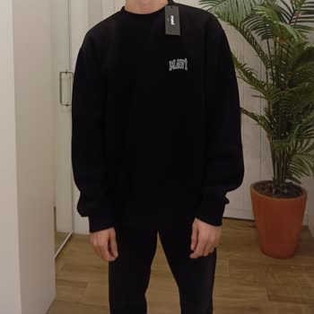 Mavi Sweatshirtte Beklenmeyen Tüylenme Ve Renk Solması Sorunu