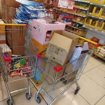 Antalya Göynük Şok Markette Temizlik Ve İlgi Sorunu