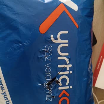 Gece Teslimatında Yırtık Kargo Ve Zarar Gören Ürünle Mağduriyet