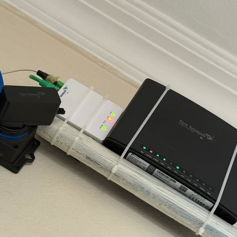 Yeni Bağlanan TTNET İnternetim Hiç Çalışmadı, Abonelik İptali Ve Çözüm Talep Ediyorum