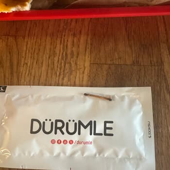 Dürümle Yemeğimden Tahta Parçası Çıktı, Ücret İadesi Talebim Karşılanmadı