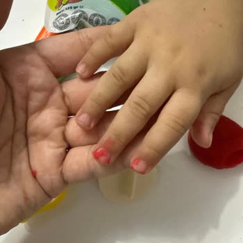 BİM’den Alınan Childgen Oyun Hamurlarında Ciddi Kalite Sorunu