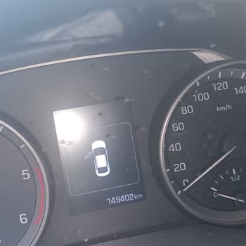 Oto İç Cila Göstergede Kalıcı Leke Bıraktı, Firma Dönüş Yapmıyor