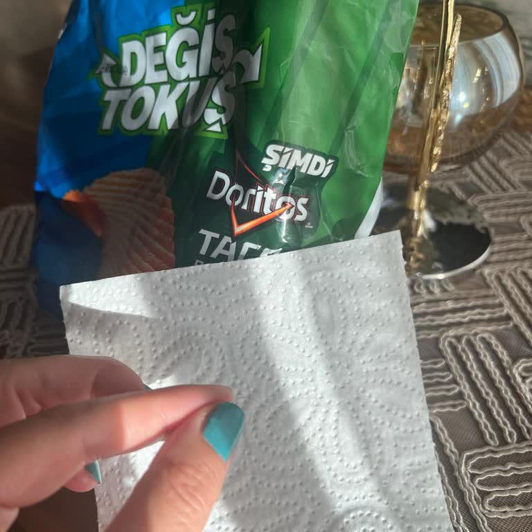 Ruffles Cips Paketinden Çıkan Kıl Ve Markadan Geri Dönüş Alamamak