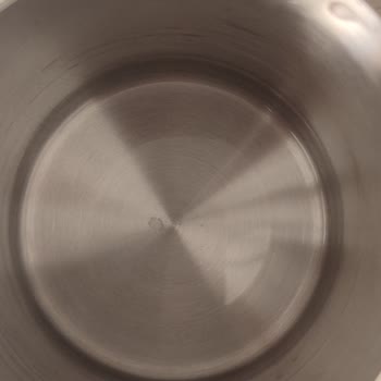 Kahve Makinesi Cezvesinde Çıkmayan Lekeler Ve Değişim Talebi