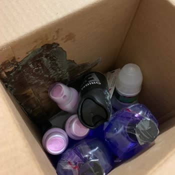 Kargodaki Şampuanın Patlaması Nedeniyle Tüm Ürünler Hasar Gördü