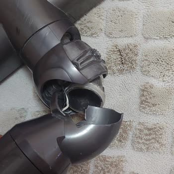 Dyson V10 Süpürge Aparatının Dayanıksızlığı Ve Parça Talebi