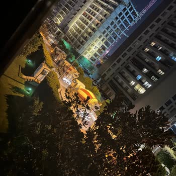 Gece Geç Saatlerde Süren İnşaat Gürültüsü Mahalle Sakinlerini Mağdur Ediyor