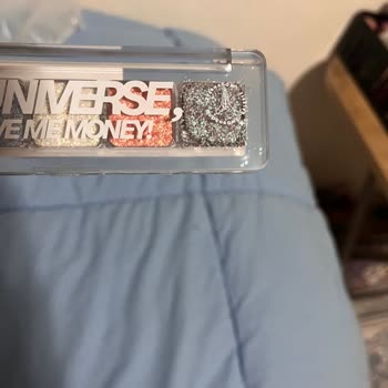 Siparişimde Kırık Far Paleti Teslim Edildi, Değişim Talep Ediyorum