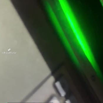 Yapı Kredi Bankası ATM'ye Para Sıkıştı