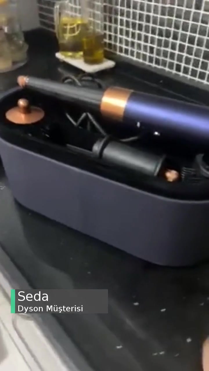 Dyson Servisten Gelen Kargo videonun kapak resmi