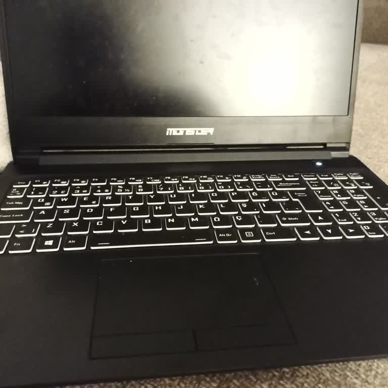 Monster Laptopum Aniden Kapandı, Uzaktan Destekle Çözüm Bekliyorum