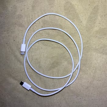 iPhone Garanti Kapsamında Değişim Talebim Reddedildi: Kablo Sorunum Çözülmedi